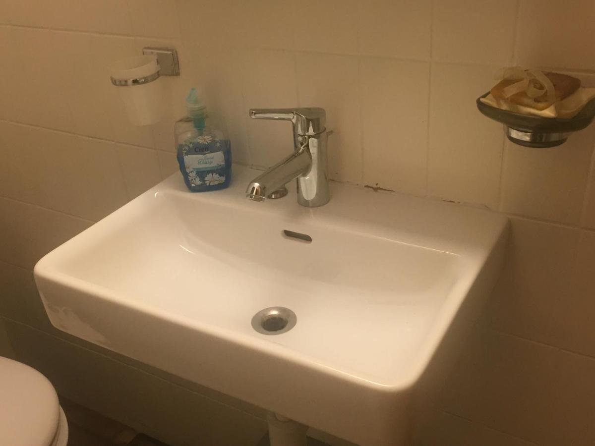 Petit Appart De Charme Eau Chaude Solaire Renovation 2021 Wifi Disponible Belvedere 5 Saint-Luc Exteriér fotografie